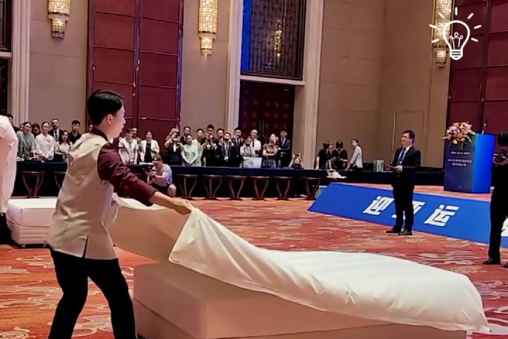 Who Makes the Bed Faster Competition